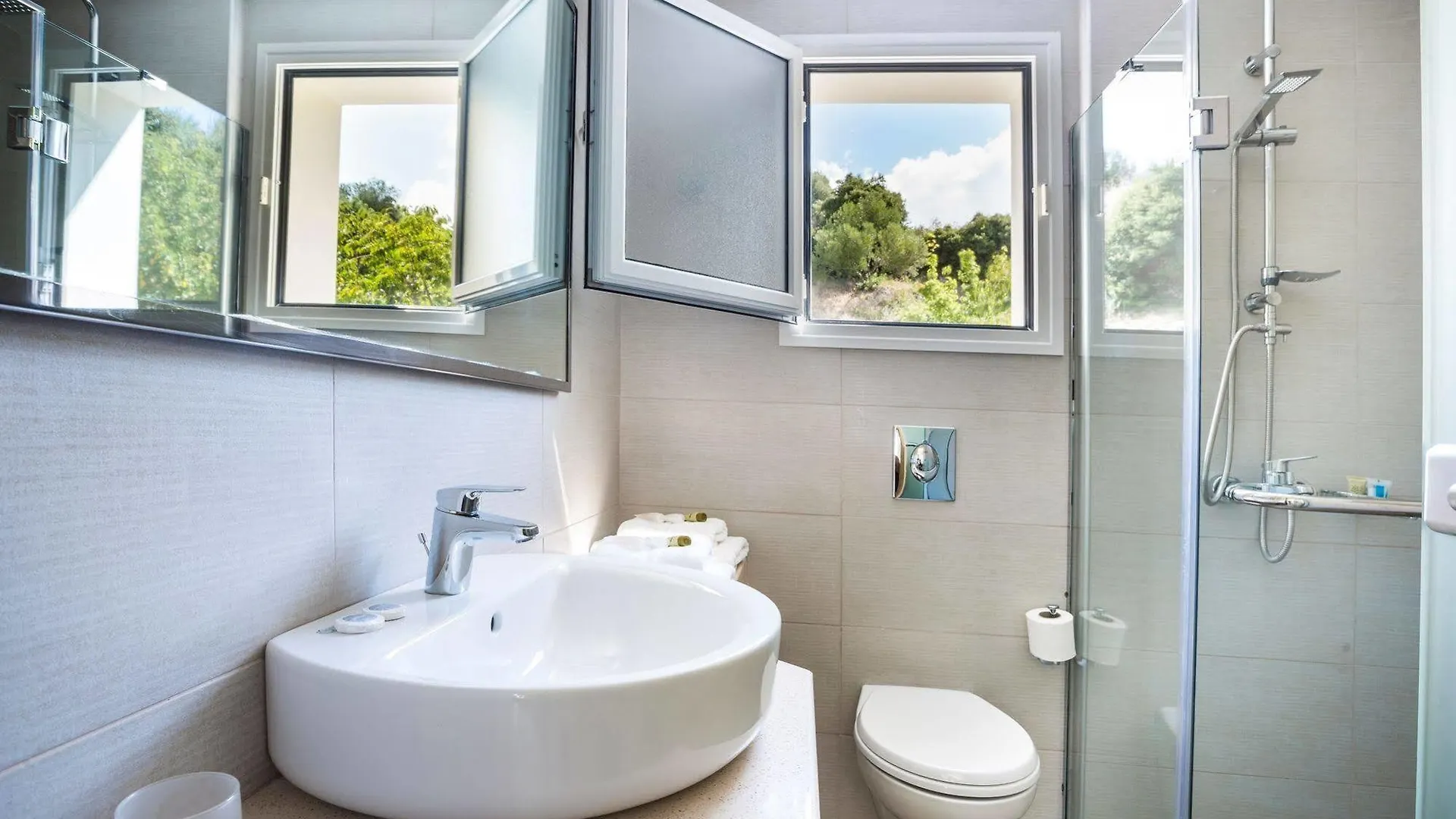 Dionysos Village Resort Lassi
